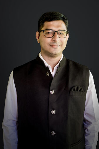 Portrait of Sandeep Mukhergee